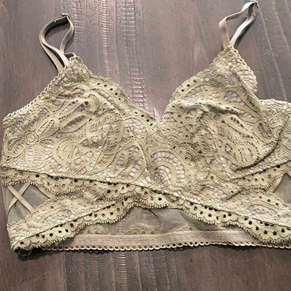Victoria’s Secret bralette